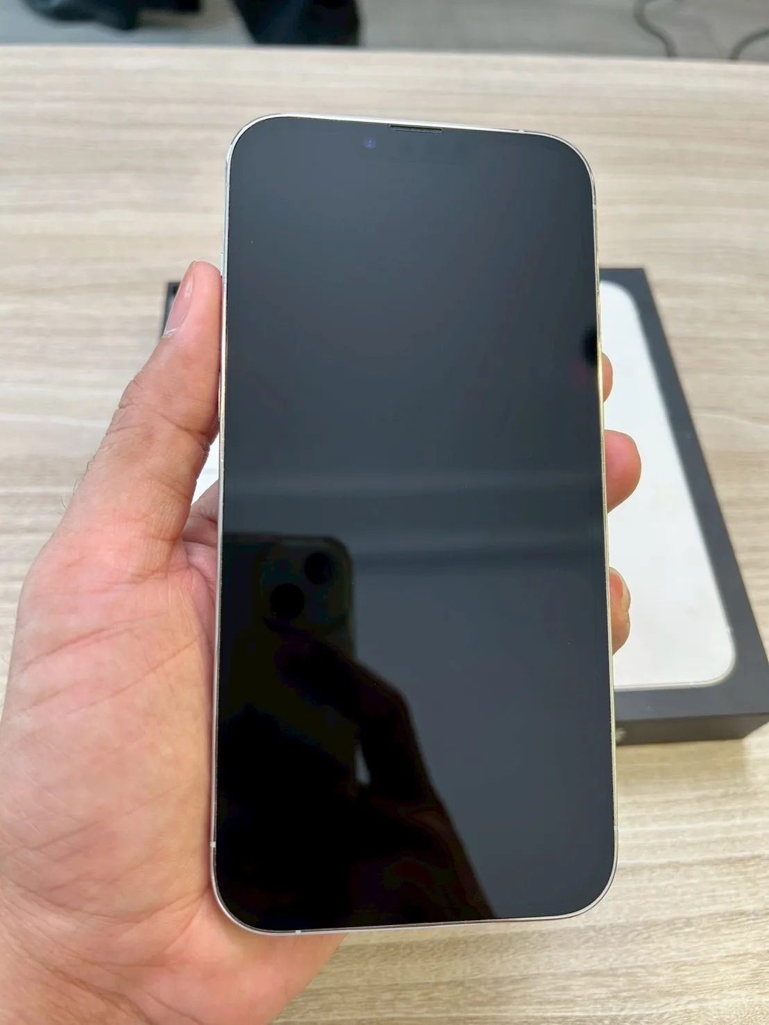 iPhone 13 Pro Max - Image 2