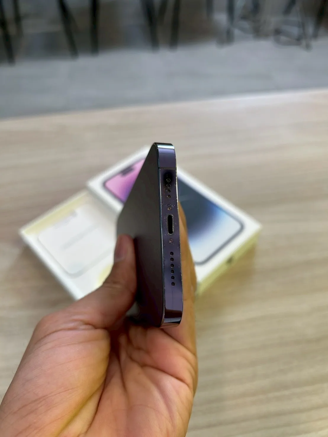 iPhone 14 Pro Max - Image 4