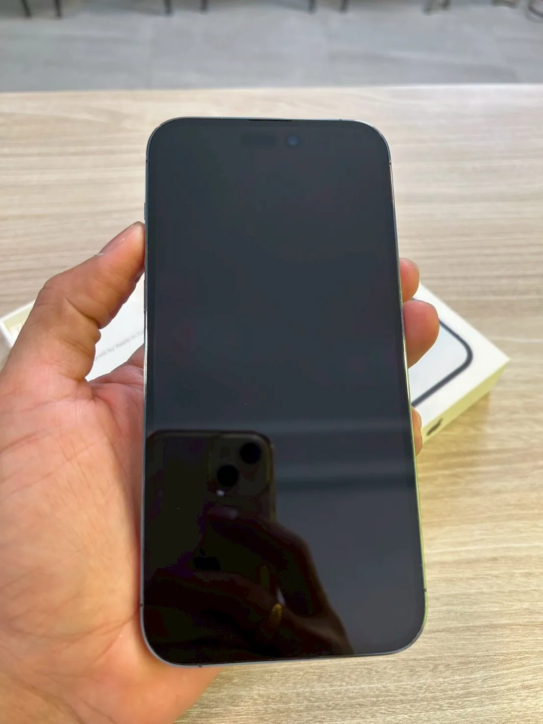 iPhone 14 Pro Max - Image 2