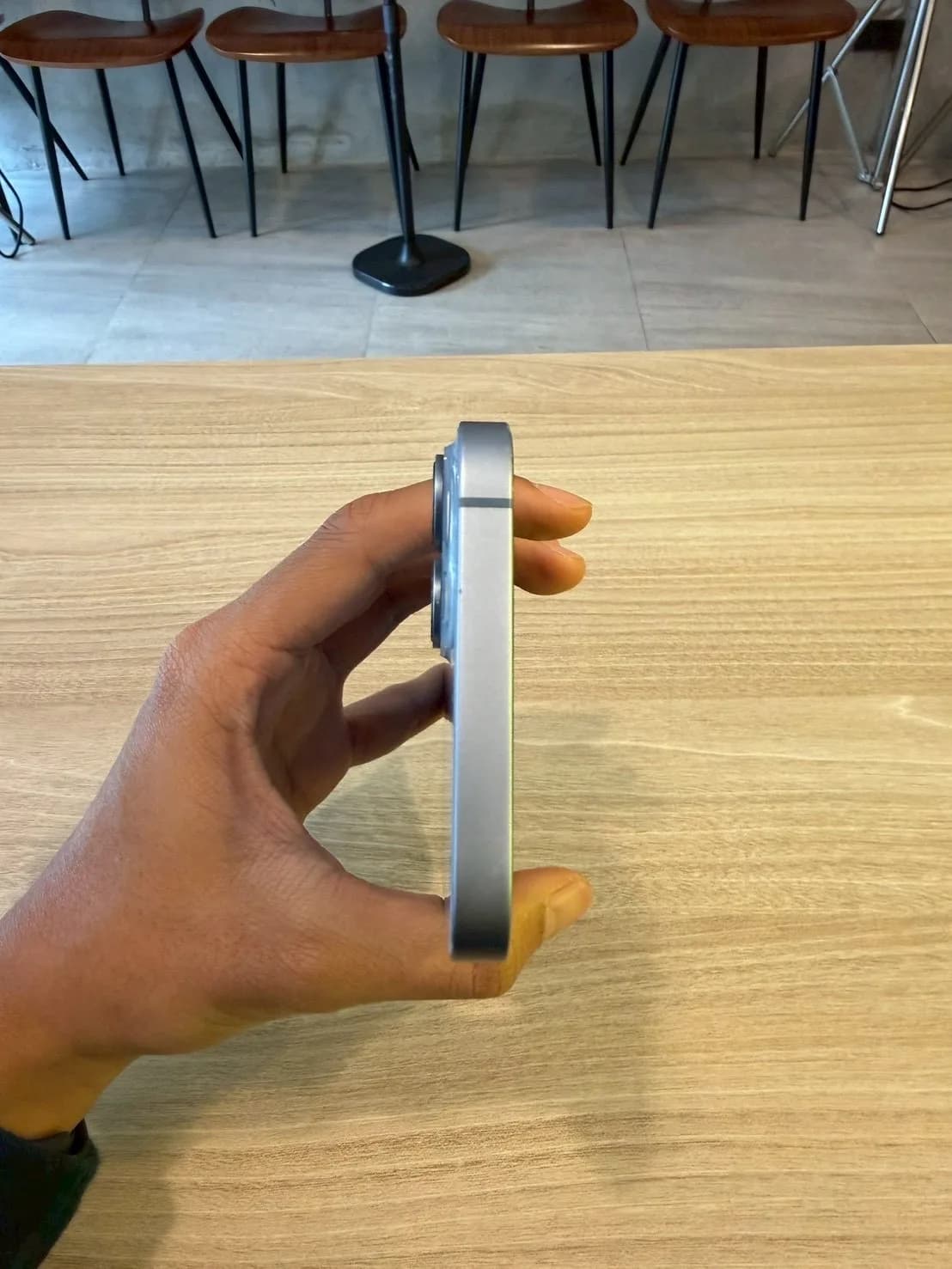 iPhone 14 Plus - Image 4