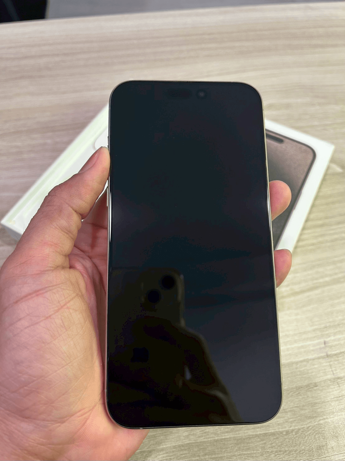 iPhone 15 Pro Max - Image 2