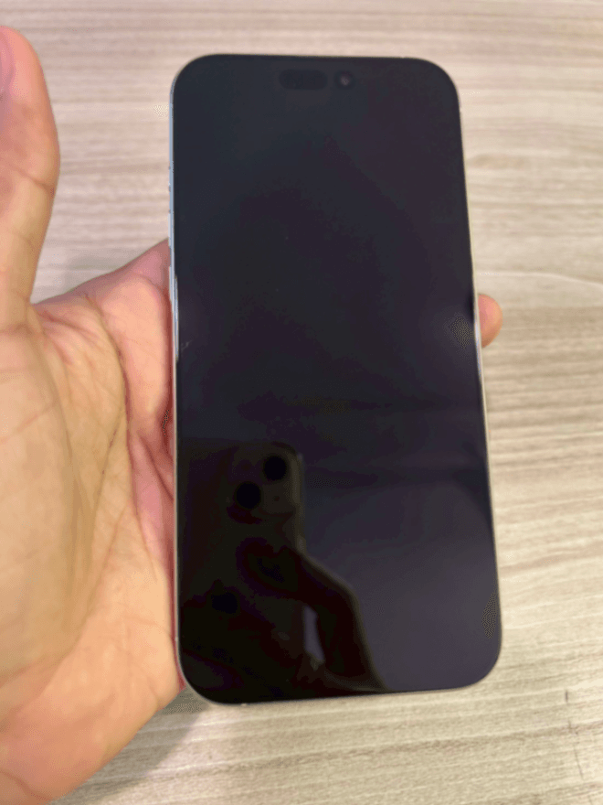 iPhone 16 Pro Max - Image 2