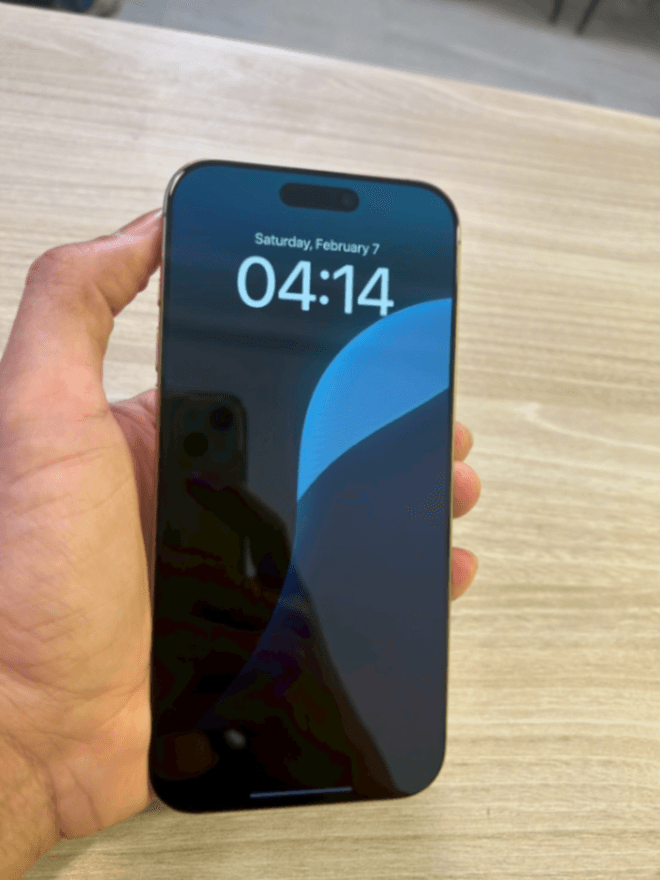 iPhone 16 Pro Max - Image 2