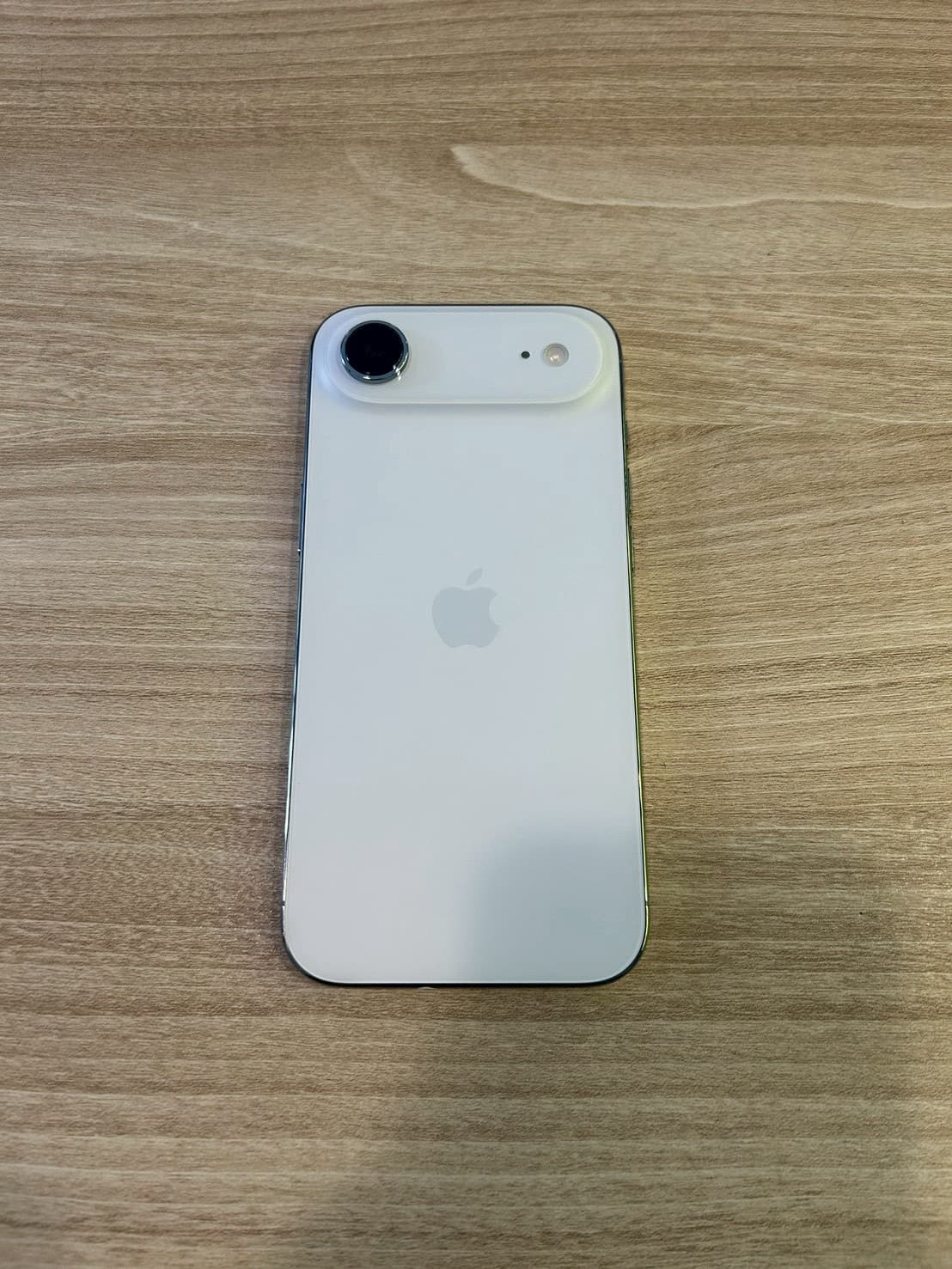 iPhone Air