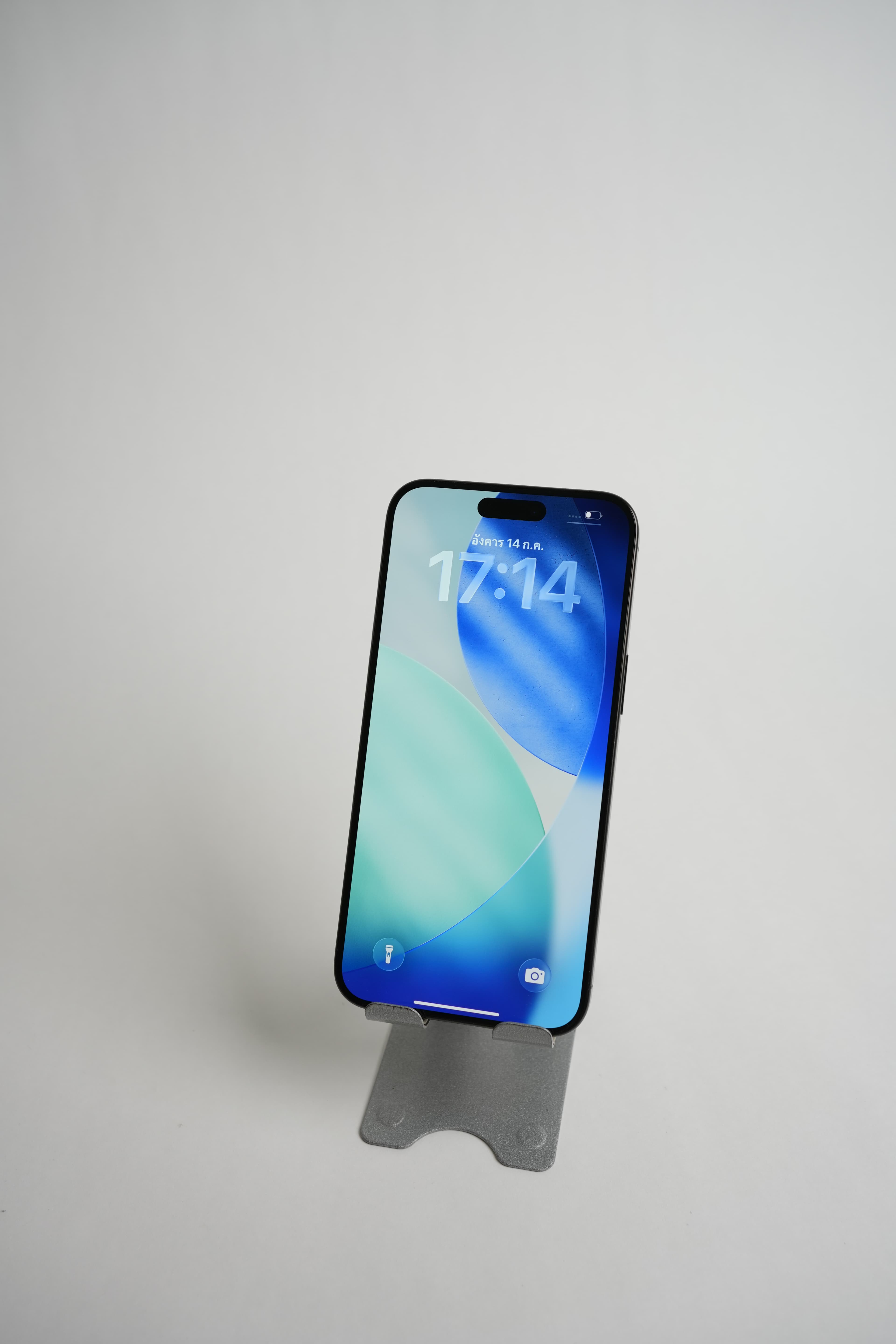 iPhone 15 Pro Max - Image 2